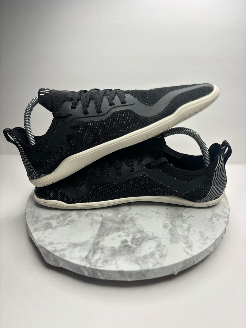 Size 40 Eur- Vivobarefoot Primus Lite Knit running shoes in obsidian black - Picture 5 of 7